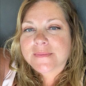 Meet your Posher, Celeste